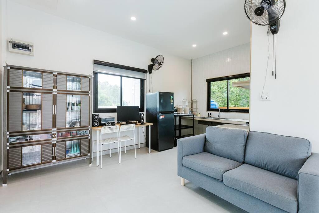 Cheeva Pool Villa Khao Lak Exteriör bild